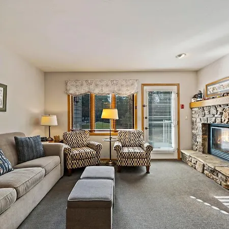 Evergreen Hill Condominiums